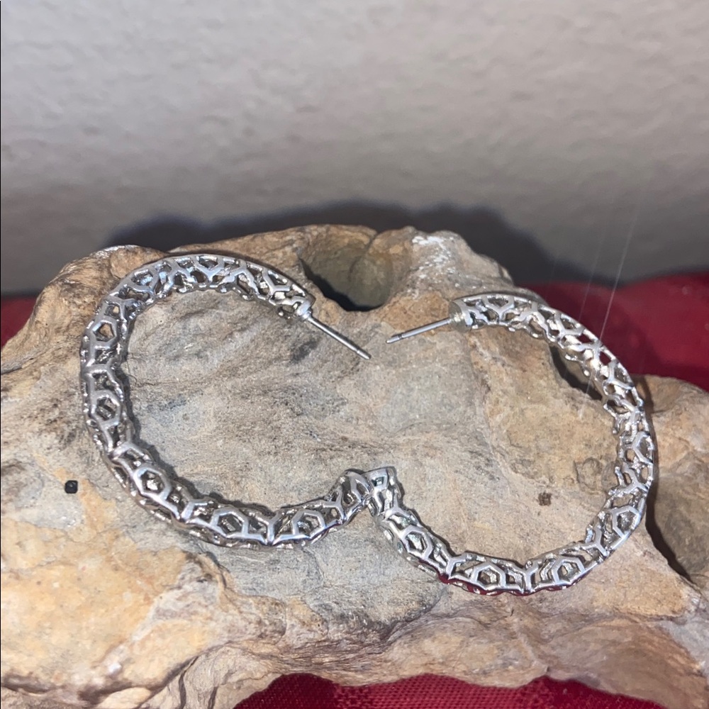 Kendra Scott Maggie Silver Intricate Silver Hoop Earrings - Picture 5 of 8